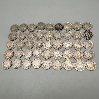 LOT 42: Antique / Vintage US Coins Buffalo Nickels (45)