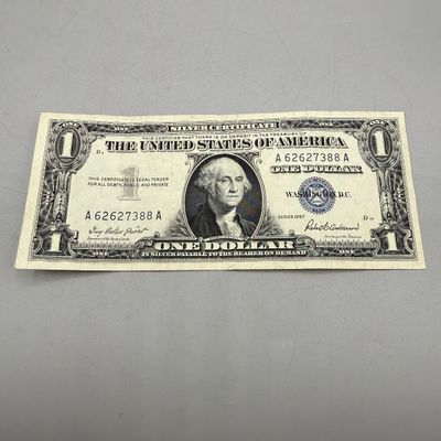LOT 30: One Dollar Silver Certificates (10) Series 1957
