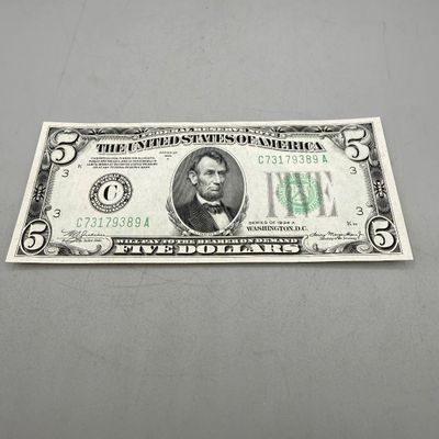 LOT 31: Five Dollar Silver Certificates (5) Series 1934 A