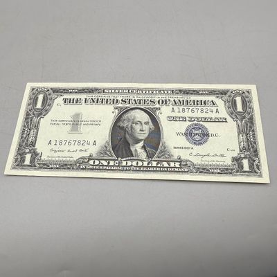 LOT 26: One Dollar Silver Certificates (10) Series 1957