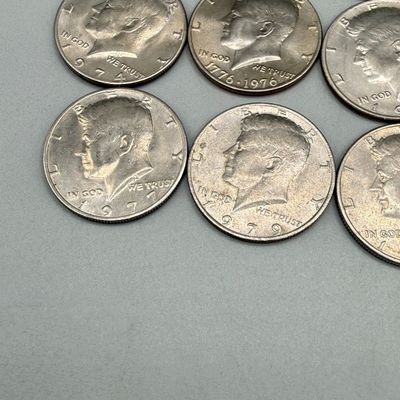 LOT 44: Lot of Kennedy Half Dollars (23) - 1970s-80s