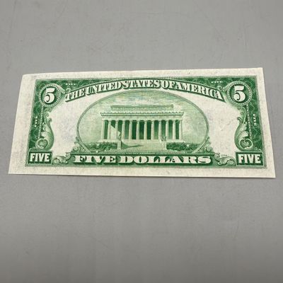 LOT 33: Five Dollar Silver Certificates (5) Series 1934 A