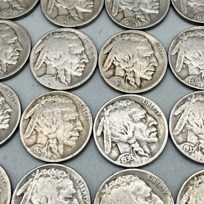 LOT 42: Antique / Vintage US Coins Buffalo Nickels (45)