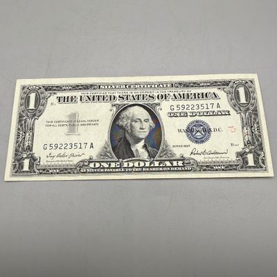 LOT 29: One Dollar Silver Certificates (10) Series 1957