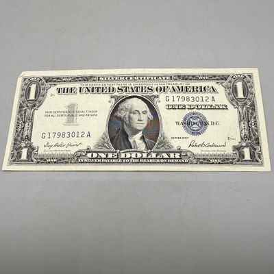 LOT 29: One Dollar Silver Certificates (10) Series 1957