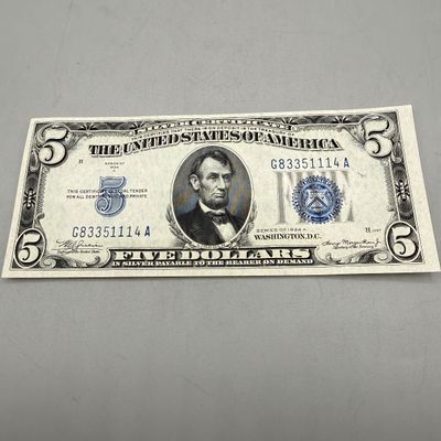 LOT 33: Five Dollar Silver Certificates (5) Series 1934 A