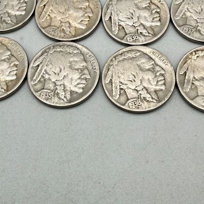 LOT 42: Antique / Vintage US Coins Buffalo Nickels (45)