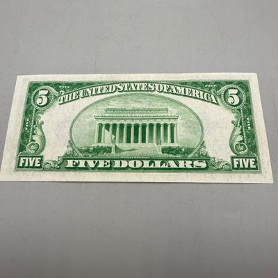 LOT 33: Five Dollar Silver Certificates (5) Series 1934 A