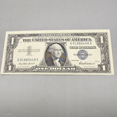 LOT 25: One Dollar Silver Certificates (10) Series 1957