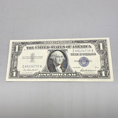 LOT 25: One Dollar Silver Certificates (10) Series 1957