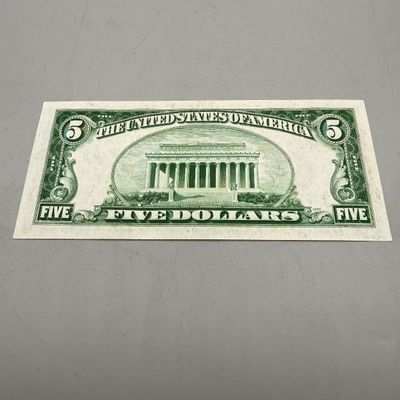 LOT 31: Five Dollar Silver Certificates (5) Series 1934 A