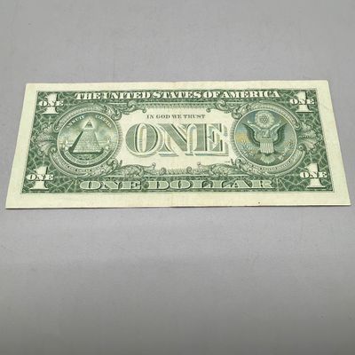 LOT 28: One Dollar Silver Certificates (10) Series 1957