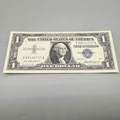 LOT 28: One Dollar Silver Certificates (10) Series 1957