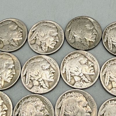 LOT 42: Antique / Vintage US Coins Buffalo Nickels (45)