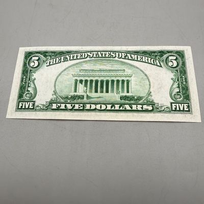 LOT 32: Five Dollar Silver Certificates (5) Series 1934 A