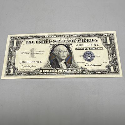 LOT 29: One Dollar Silver Certificates (10) Series 1957