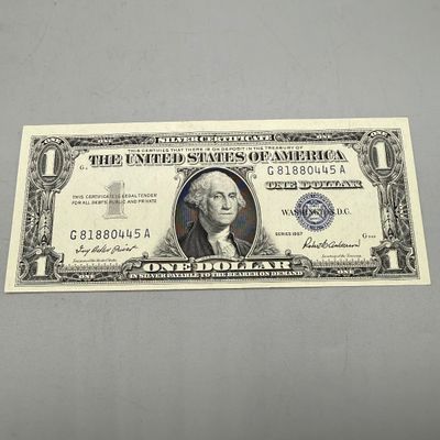 LOT 26: One Dollar Silver Certificates (10) Series 1957