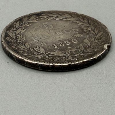 LOT 36: 1830 France 5 Francs 90% Silver Coin