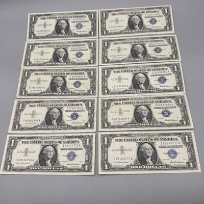 LOT 28: One Dollar Silver Certificates (10) Series 1957