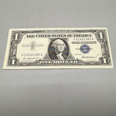 LOT 28: One Dollar Silver Certificates (10) Series 1957