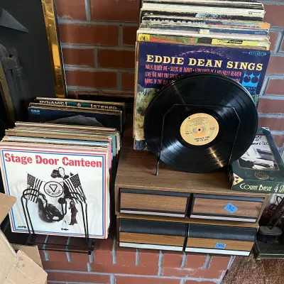 Estate sale photo