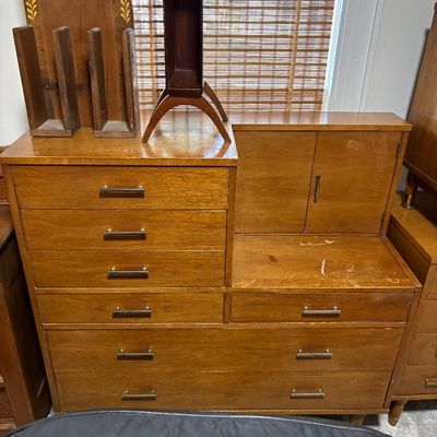 Sale Photo Thumbnail #73