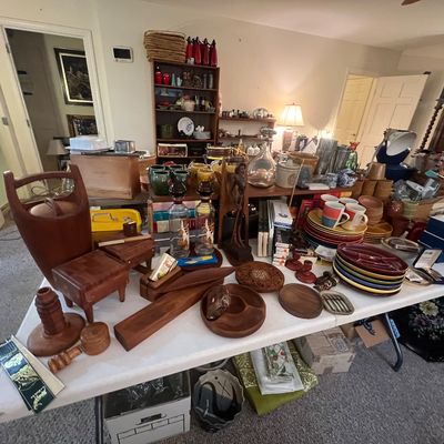 Estate sale photo