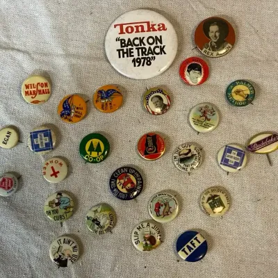 1920s-70s Pin Back Advertising Buttons 