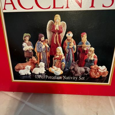 Lenox, Home Accents and More Christmas (O-BC)