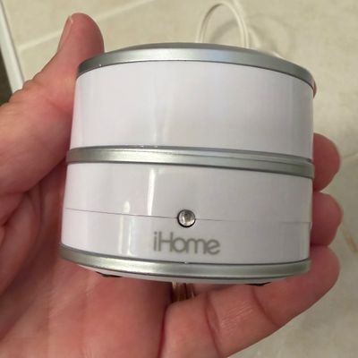 Apple, IHome, Poweradd and More Audio (O-BC)