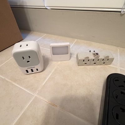 Kinkoo, Surge Arrest and More Power Strips and Surge Protectors (O-BC)