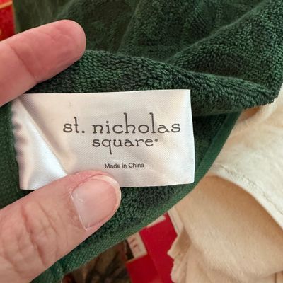 Lenox, Home Accents and More Christmas (O-BC)