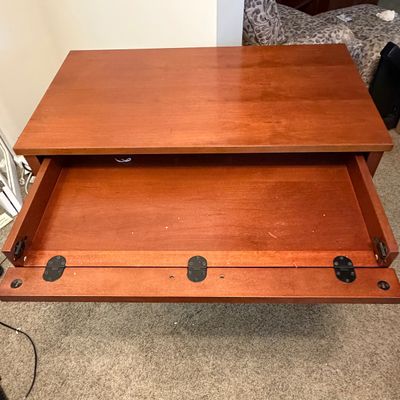 Sleek Modern Wooden Desk (O-BC)