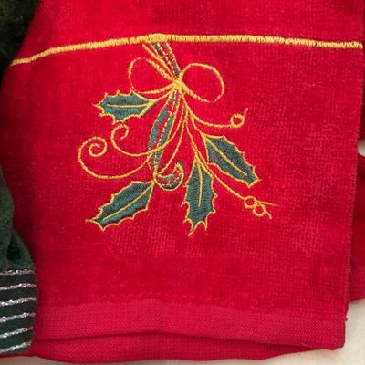 Lenox, Home Accents and More Christmas (O-BC)