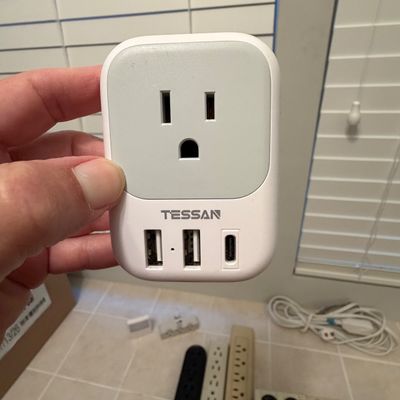 Kinkoo, Surge Arrest and More Power Strips and Surge Protectors (O-BC)