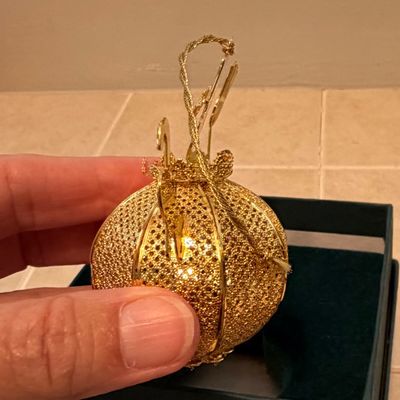 Danbury Mint, Biltmore Estate and More Christmas Ornaments (O-BC)