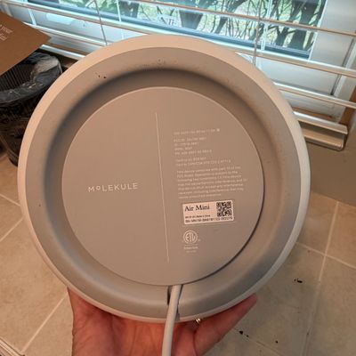 Molekule Mini Air Purifier (O-BC)
