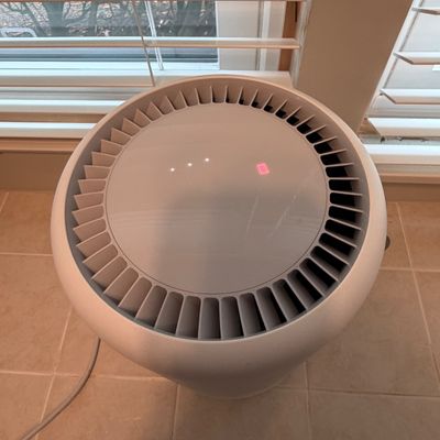 Molekule Mini Air Purifier (O-BC)