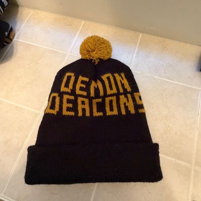 Wake Forest Memorabilia (O-BC)
