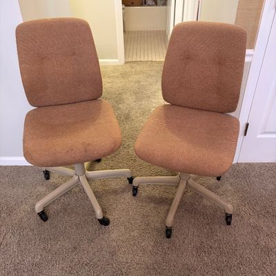 Steelcase Swivel Desk Chairs (O-BC)