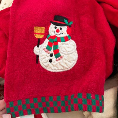 Lenox, Home Accents and More Christmas (O-BC)