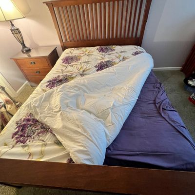 Queen Sized Madison Park Bedding & More (P-RG)