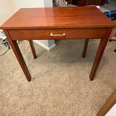 Sleek Modern Wooden Desk (O-BC)