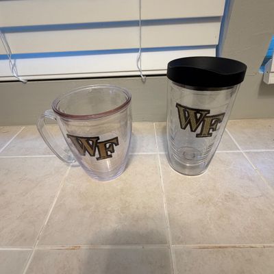 Wake Forest Memorabilia (O-BC)