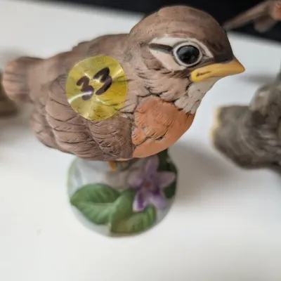 Pair Of Robin Figurines, 1 Robin Is By Andrea & Canary Figurine