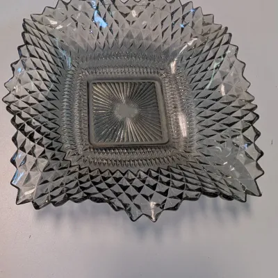 Various Pottery & Glass Decor (All the pieces have a crack or chips) See All Pictures