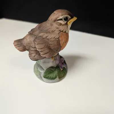 Pair Of Robin Figurines, 1 Robin Is By Andrea & Canary Figurine