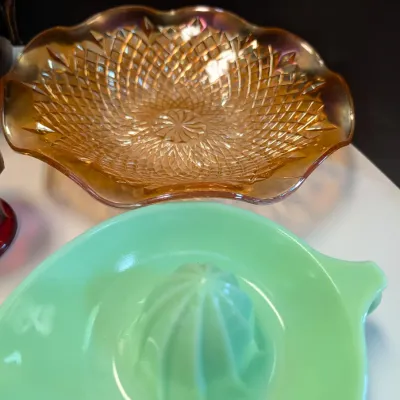 Various Pottery & Glass Decor (All the pieces have a crack or chips) See All Pictures