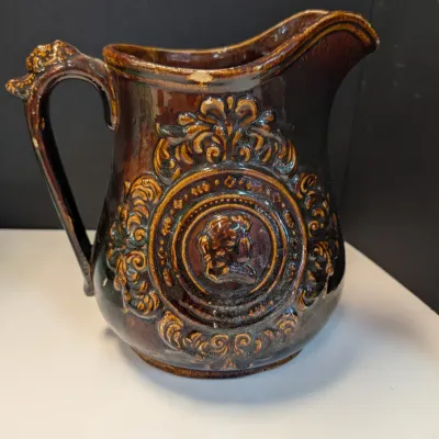 Various Pottery & Glass Decor (All the pieces have a crack or chips) See All Pictures
