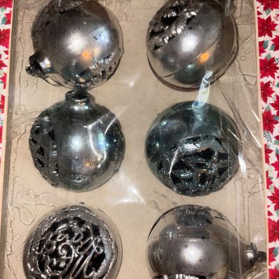 Sale Photo Thumbnail #83: MCM Shatterproof Silver Blue Tone Christmas Bulbs (6) 
Box is not original